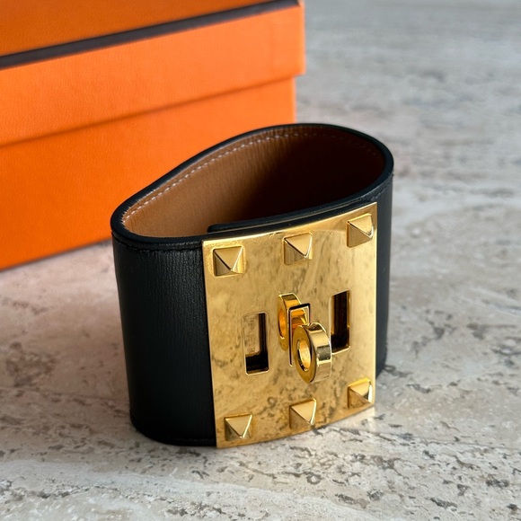 Hermès Extreme Kelly Dog Leather Wrap Bracelet - Picture 1 of 16